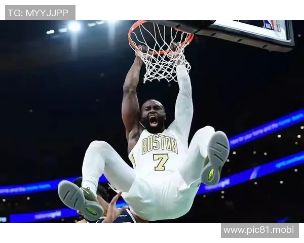 依旧联盟顶级！杰伦·布朗晒球队近两年全明星前各项数据统计